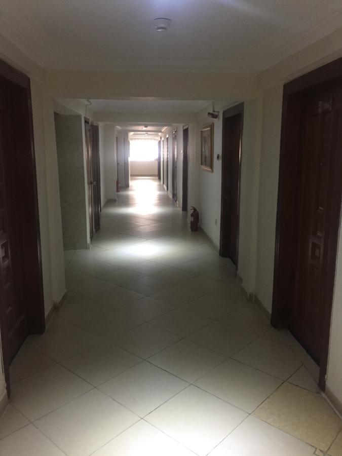 Ampomaah Hotel Accra Esterno foto