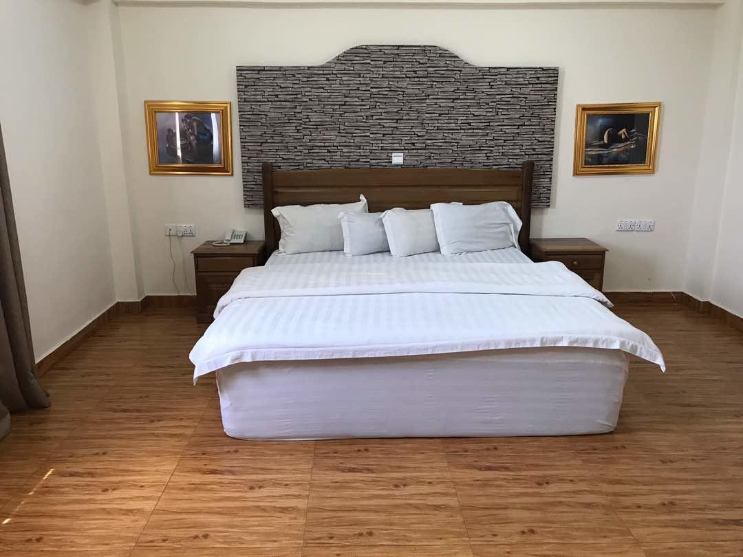 Ampomaah Hotel Accra Esterno foto