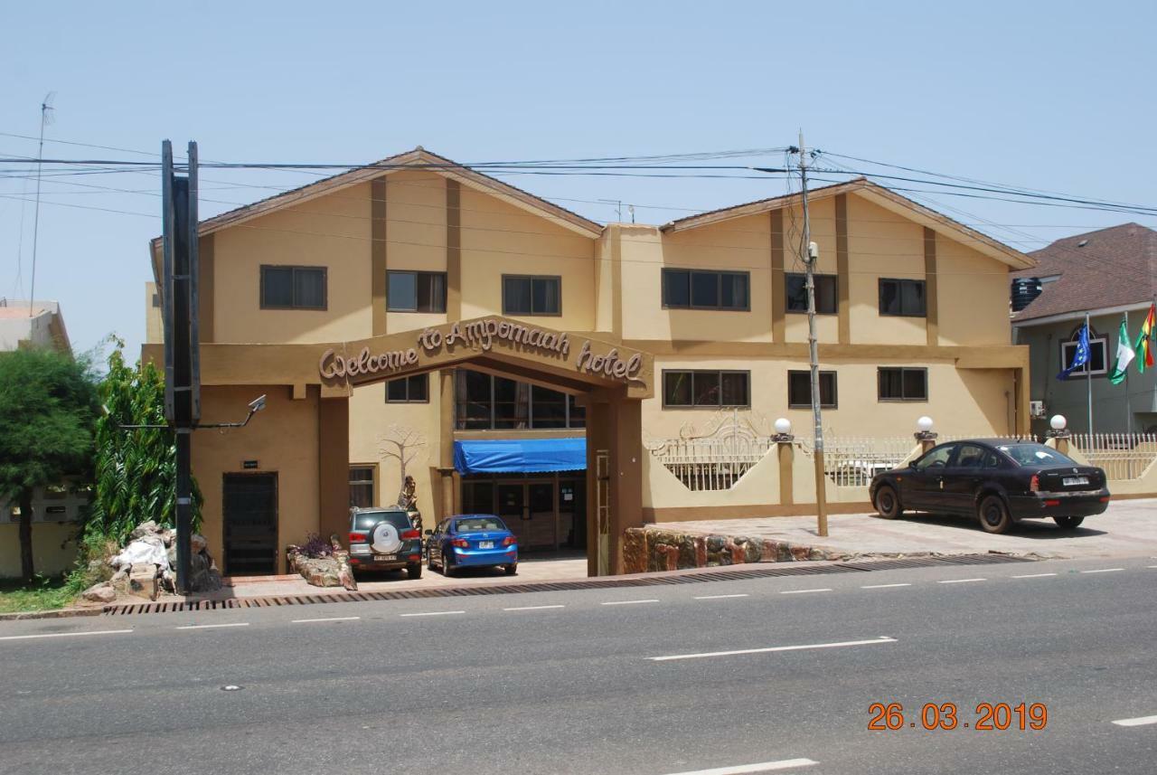 Ampomaah Hotel Accra Esterno foto